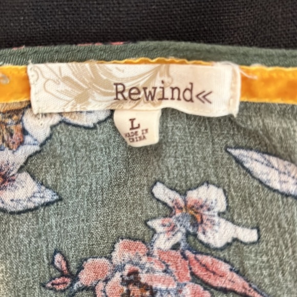 Top - Picture 3 of 5